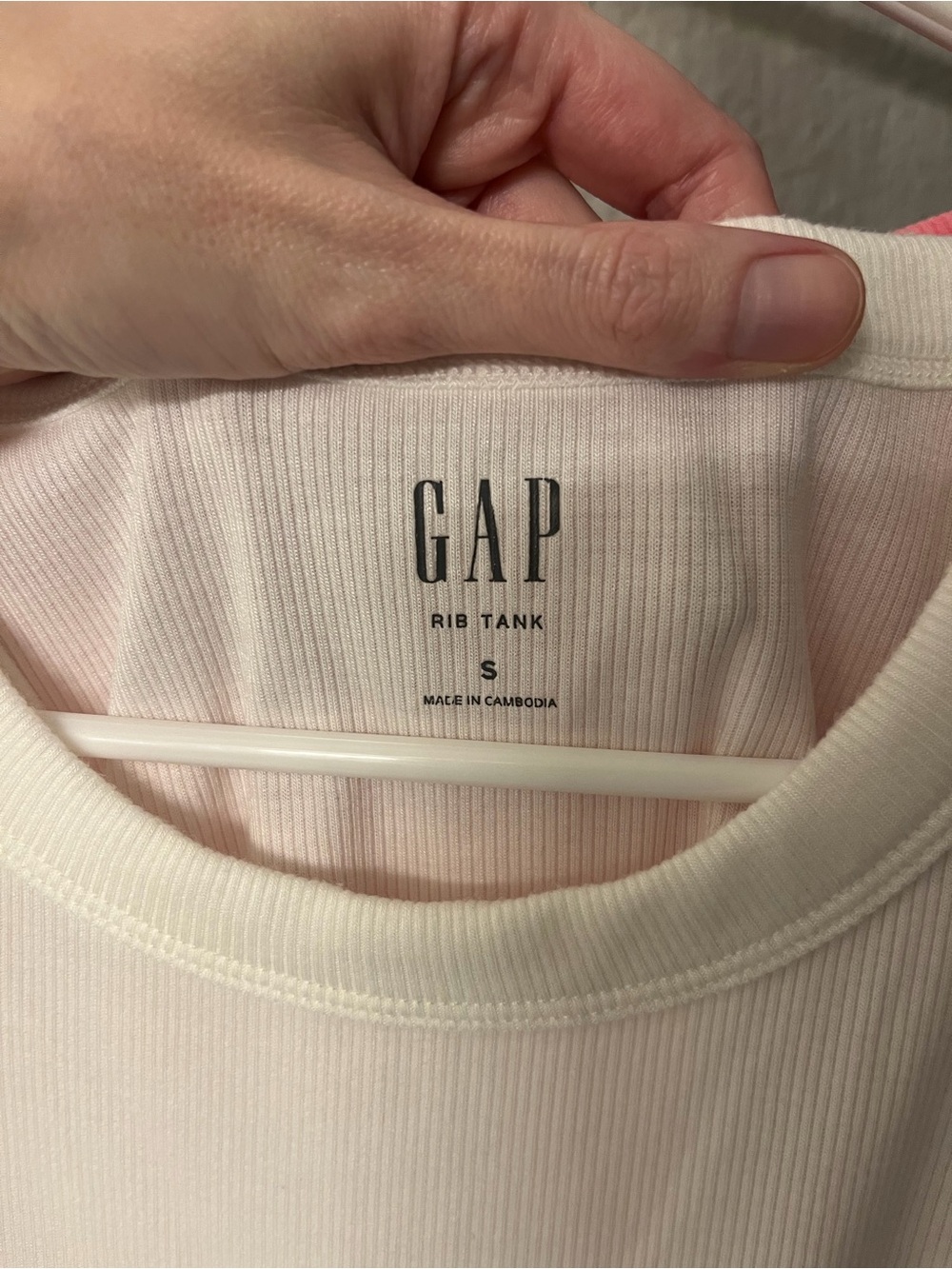 Set of (3) GAP Ribbed Cropped Tank Tops - Picture 4 of 9